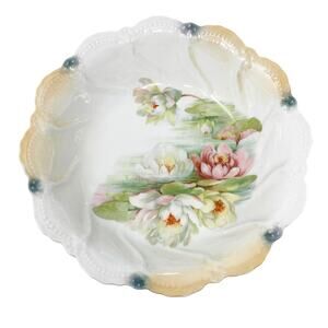 Vintage Leuchtenburg Germany Porcelain Water Lily Bowl Scallop 9 Inch Delicate